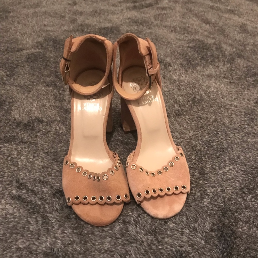 high heels shoes